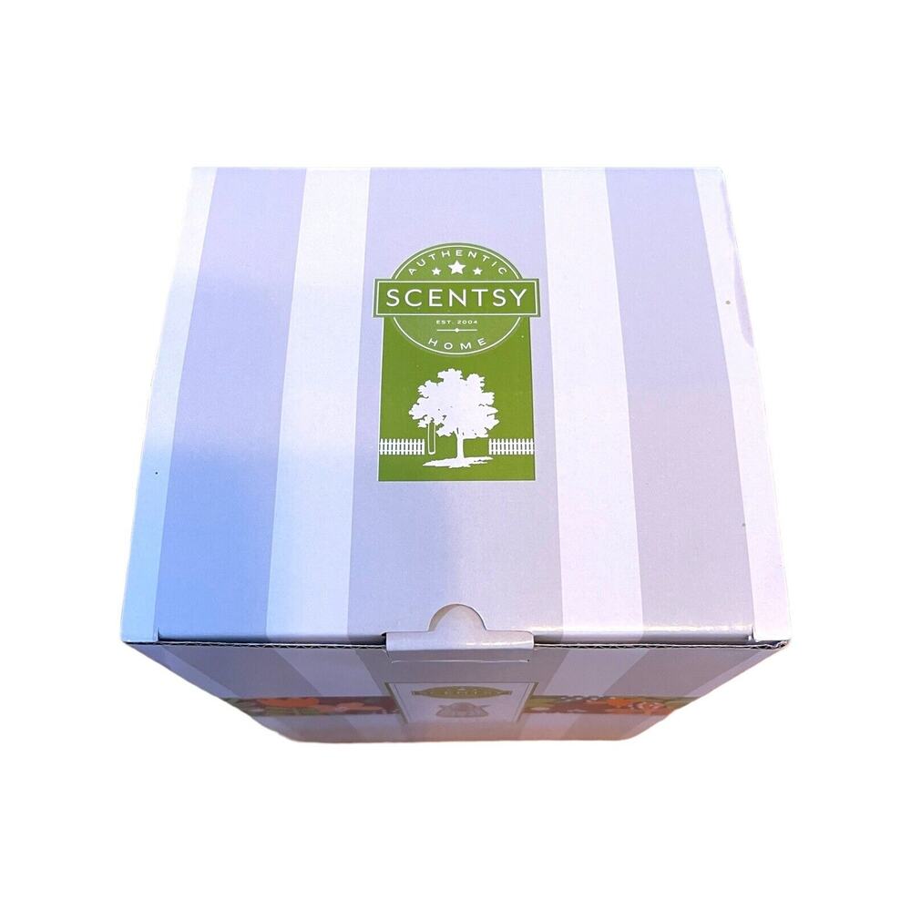 SCENTSY Authentic Home Gnome for Easter NOB - Picture 2 of 9